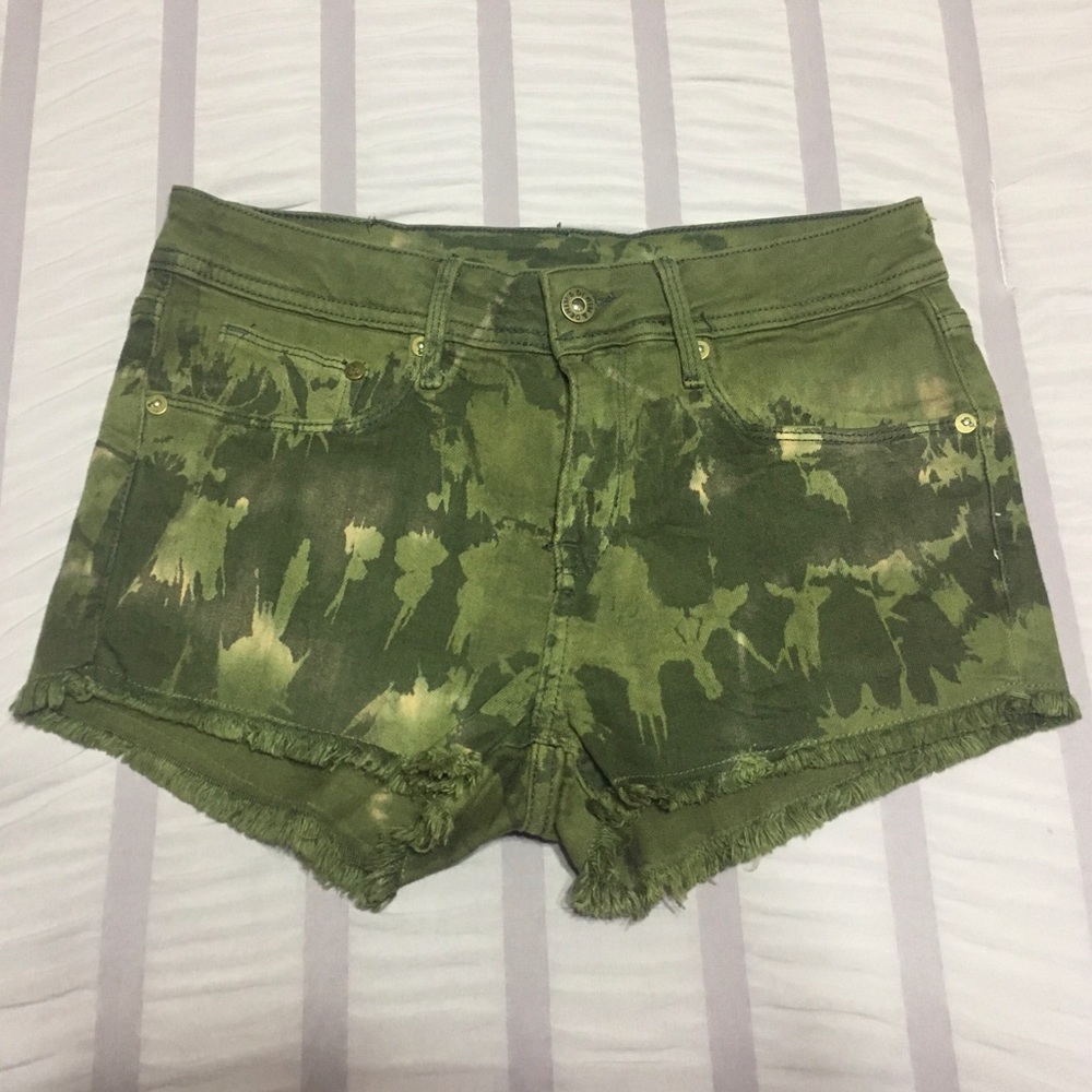 H&M Army green shorts